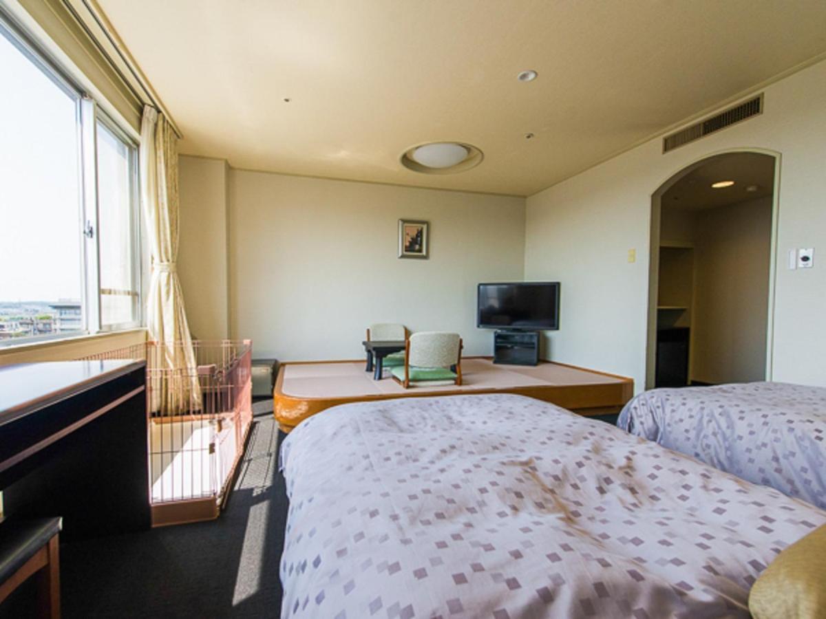 Livemax Resort Kaga Yamashiro Exteriör bild