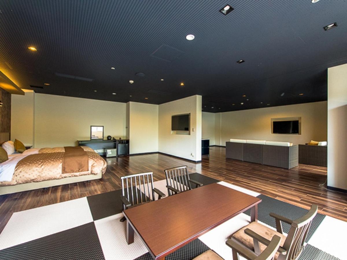 Livemax Resort Kaga Yamashiro Exteriör bild