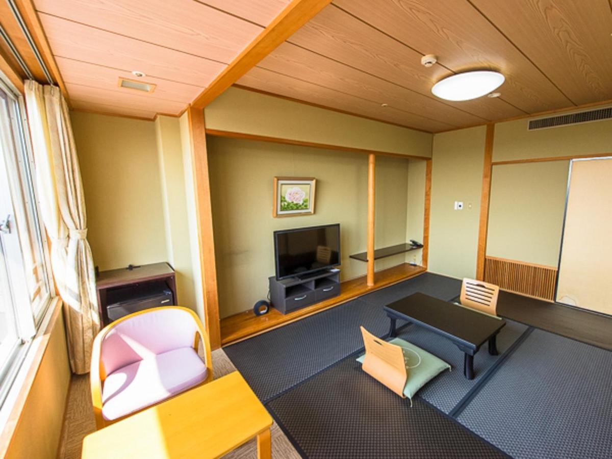 Livemax Resort Kaga Yamashiro Exteriör bild