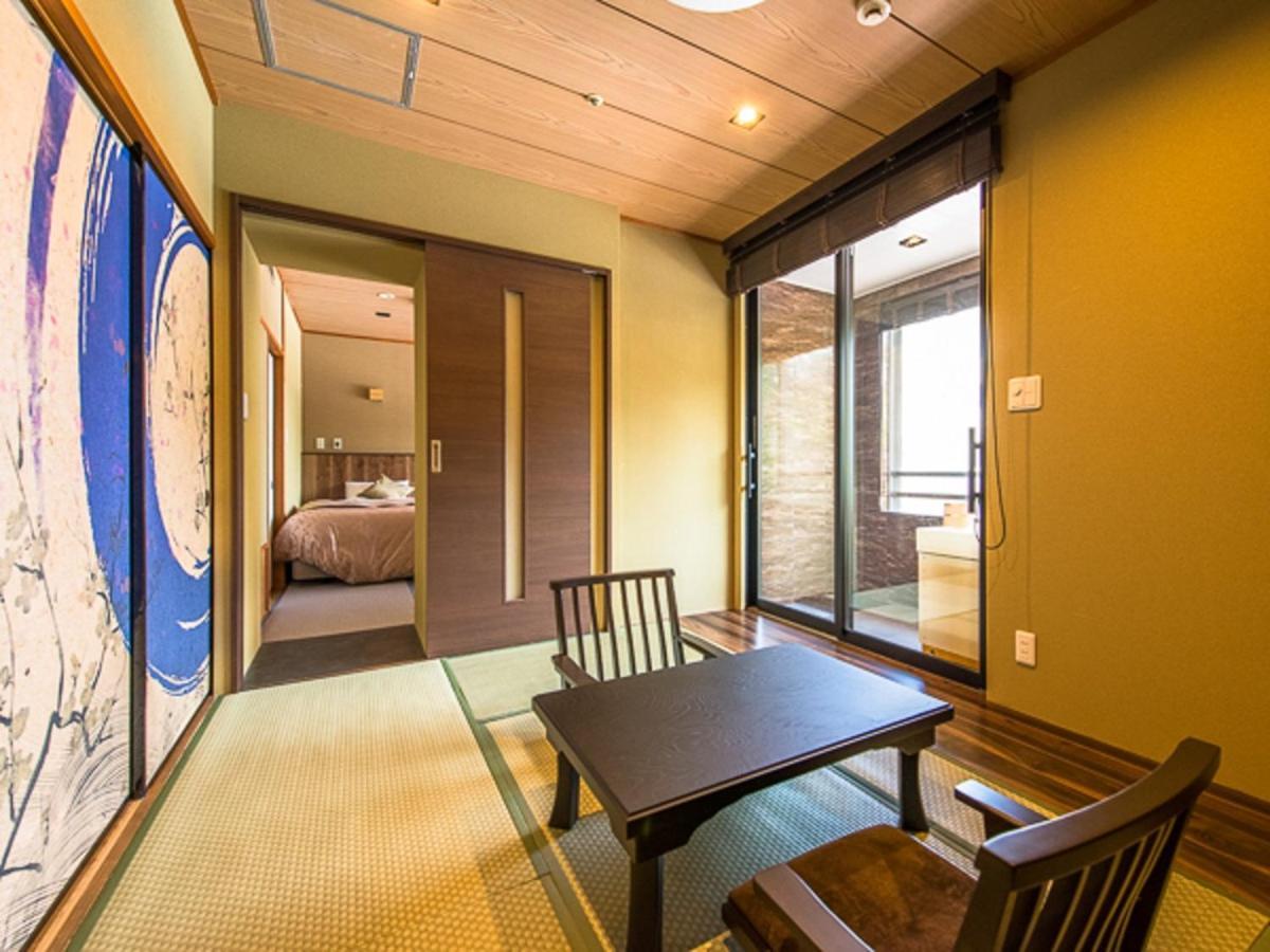 Livemax Resort Kaga Yamashiro Exteriör bild